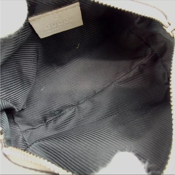 Authentic Gucci Beige pouch Women's Bag - Picture 6 of 16